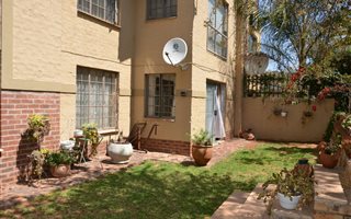 3 Bedroom House in Azaleapark
