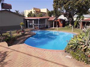 5 Bed House in Mayville