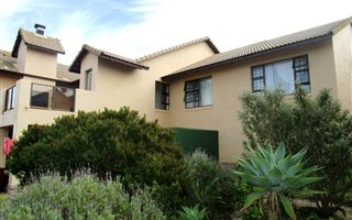 3 Bedroom House in Mossel Bay Golf Estate
