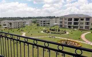3 Bedroom Apartment in Summerset