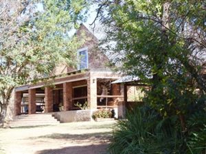 903 ha Farm in Alma