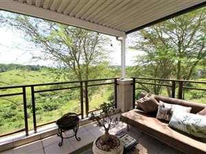 3 Bed Apartment in Palm Lakes Estate