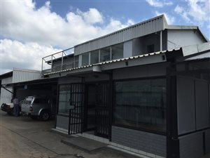 8000 m² Industrial space in Rosslyn