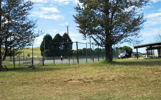 1930 m² Land available in Nottingham Road