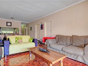 2 Bed Apartment in Woodmead