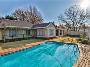 5 Bed House in Discovery