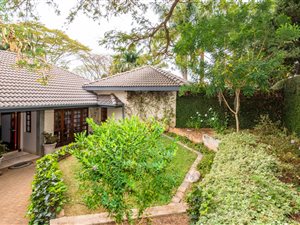 4 Bed House in Kingsview