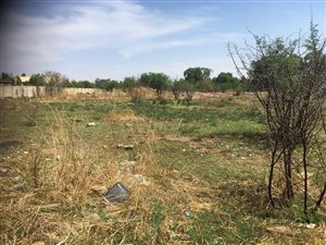 4283 m² Land available in Parys