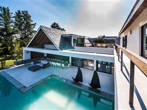 5 Bed House in Pearl Valley