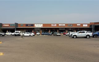 400 m² Commercial space in Reyno Ridge