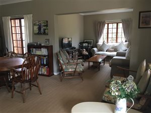 3 Bed House in Hillcrest Central