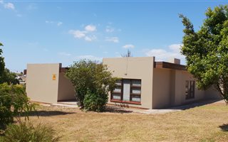 3 Bedroom House in Vredenburg