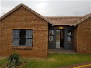 3 Bed Cluster in Halfway Gardens