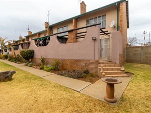 2 Bed Duplex in East Geduld