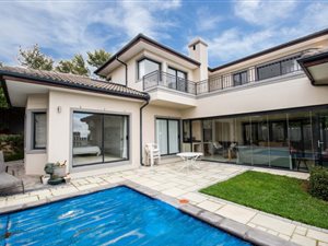 5 Bed House in Steynsrust