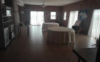 144 m² Commercial space in Bredell AH