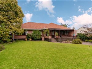 4 Bed House in Bramley