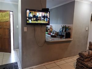 2 Bed Apartment in Sanlamhof