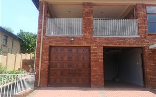 3 Bedroom House in Zwartkop