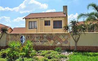 2 Bedroom Apartment in Hazeldean (Silverlakes Surroundings)