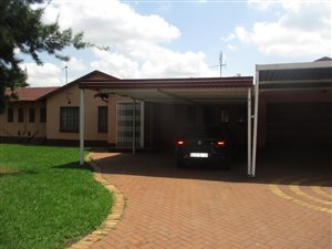 3 Bed House in Brackendowns