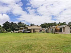 4 Bed House in Crestholme