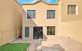 2 Bedroom Apartment in Melrose North
