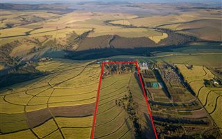 20234 ha Farm in Eston