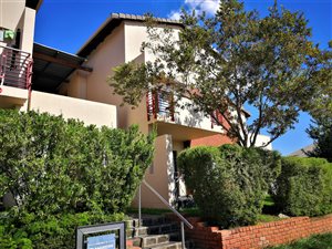 1 Bed Apartment in Jackal Creek Golf Estate