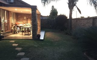 2 Bedroom Townhouse in Wierda Glen
