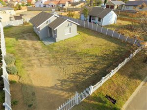 2 Bed House in Lenasia South