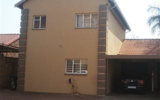 3 Bedroom Duplex in Dorandia