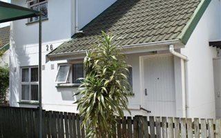 2 Bedroom Simplex in The Wolds