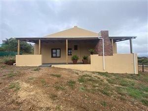 1.6 ha Smallholding in Suurbraak
