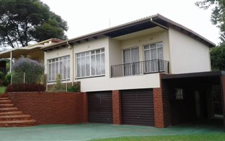 3 Bedroom House in Valhalla