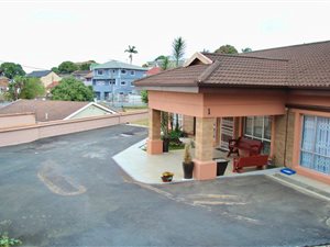 4 Bed Apartment in Sparks