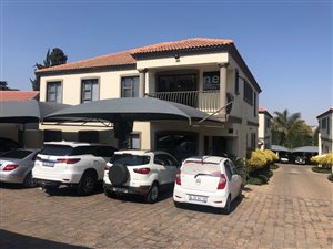 135 m² Office Space in Dunvegan
