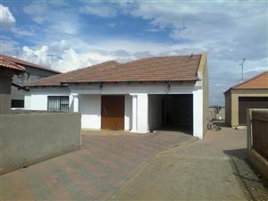 3 Bed House in Powerville