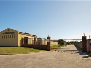 2 Bed Townhouse in Lorraine