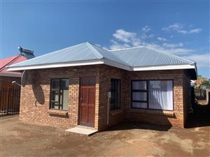 3 Bed House in De Beers