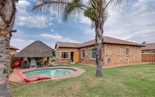3 Bedroom Townhouse in North Riding