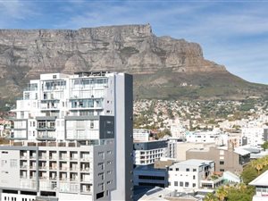 1 Bed Apartment in City Bowl