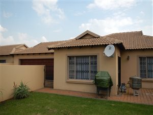 2 Bed House in Wierda Crest Estate