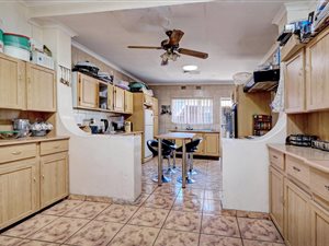 3 Bed House in Greymont