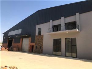 486 m² Industrial space in Cosmo City