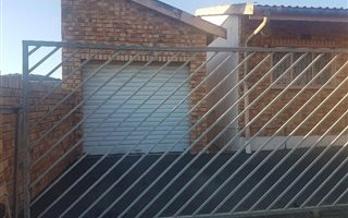 3 Bedroom House in Shastri Park