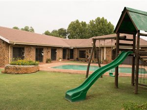 4 Bed House in Nigel Central