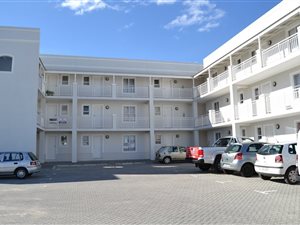 2 Bed Apartment in Nuutgevonden