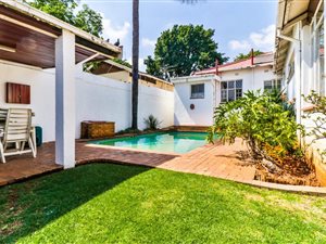 3 Bed House in Kensington