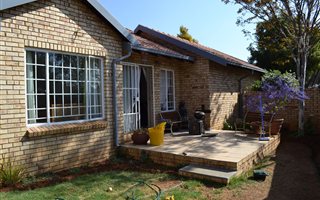 3 Bedroom Simplex in Die Wilgers